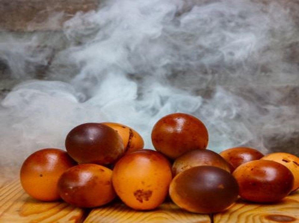 Australian First: Humble Egg Transformed with Smoking Technique